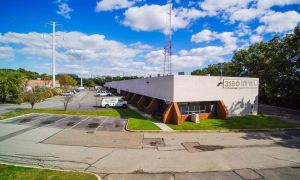 3180 Expressway Drive
