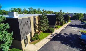 37-45 Grand Blvd