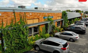 2018-08/1535469816_front-2